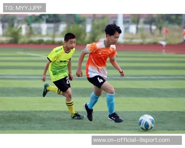 推动足球活动进校园助力青少年健康成长与全面发展